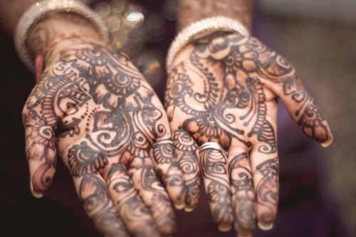 Henna Artists For Hire