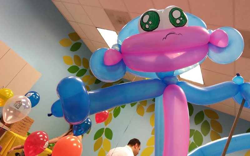 Creative Balloon Entertainment Balloon Twisters for Hire in Harris County Texas