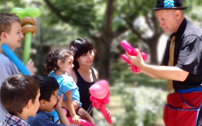 Gregg The Balloon Guy Kids Party Balloon Twisters in Dallas County Texas