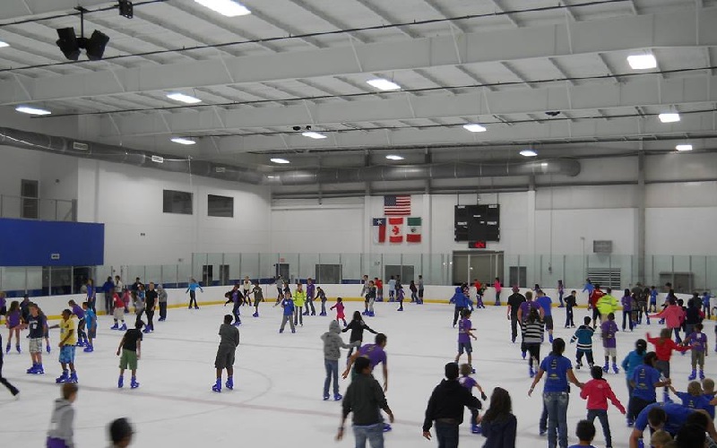 Ice and Golf Center at Northwoods Ice Skating Parties in Bexar County Texas
