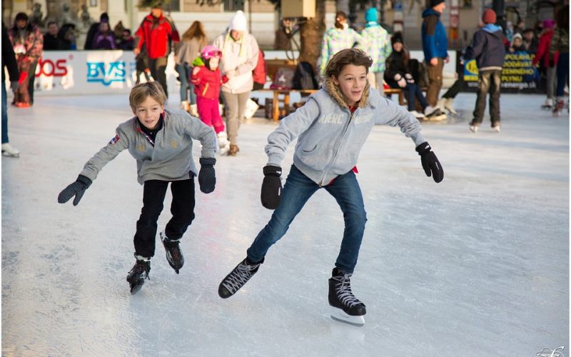 iceland long island ice skating for kids party in ny