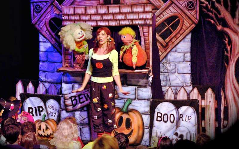Kiddle Karoo Puppet Show Birthday Parties in Los Angeles County California