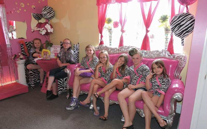 Posh & Play Kids Spa Fashion Diva Themed Parties in Baltimore County Maryland