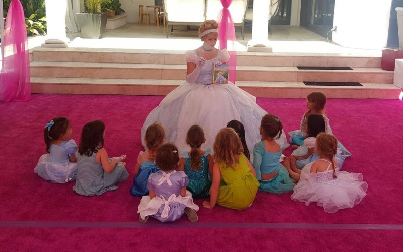 Princess and Me Parties Girl Themed Party Enteratiners in California