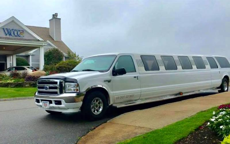 Special Occasion Limousine And Coach Limos In Massachusetts