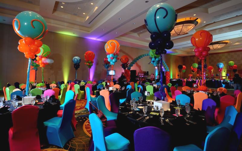 Totally Twisted Balloon Artistry Balloon Twisters for Hire in Collin County Texas