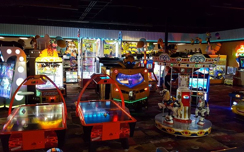 University Bowl Arcade Party Places in Bexar County Texas