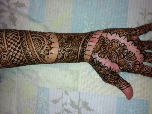 complete list of henna tattoo artists and party services for hire complete list of henna tattoo artists and party services for hire