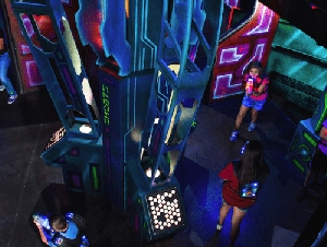 indoor laser tag